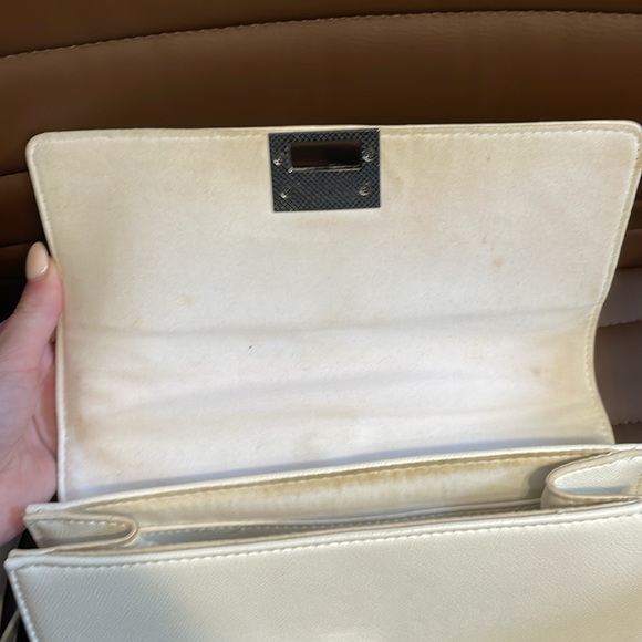 Badgley Mischka white studded 2 way vegan leather purse $275 retail - Picture 7 of 9
